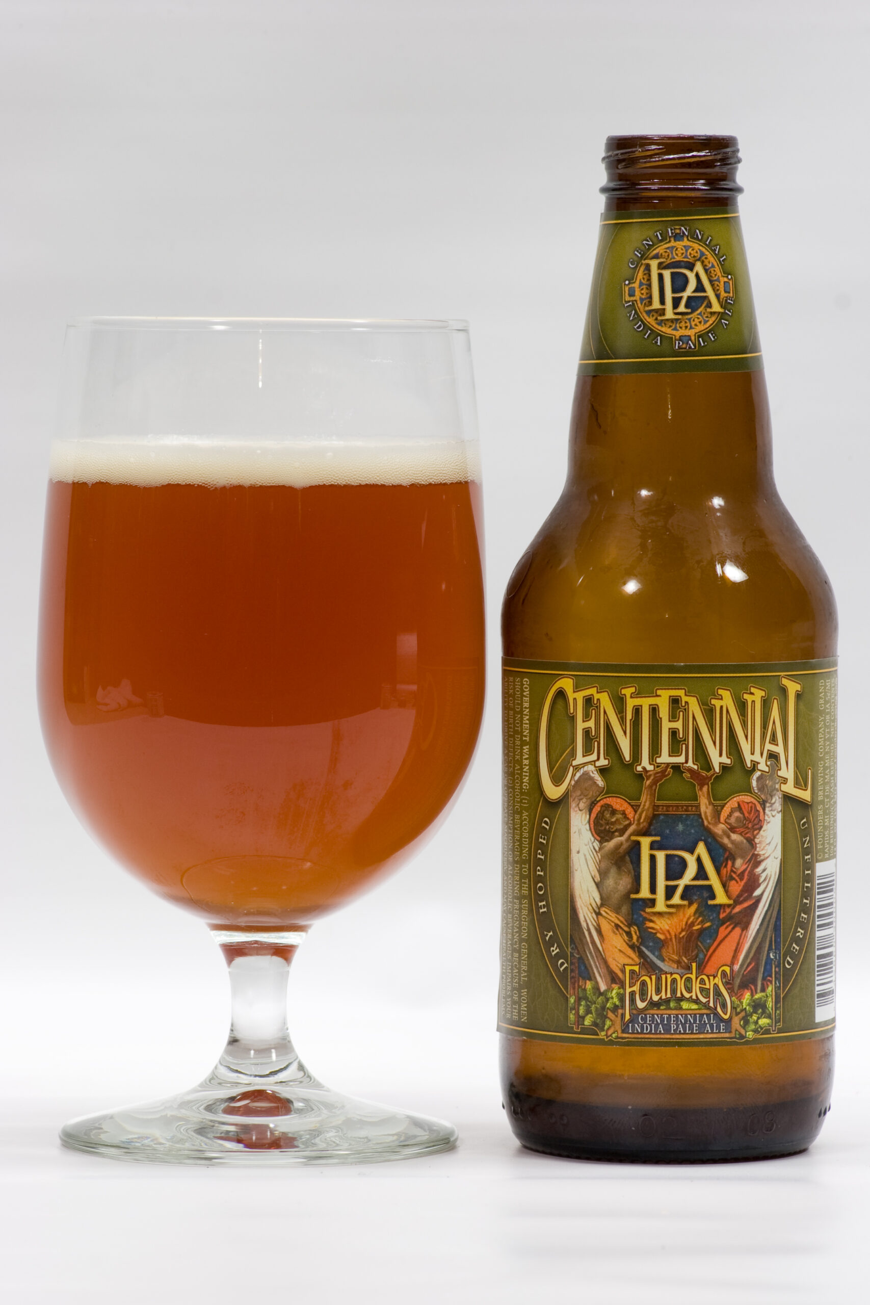 Founders' Centennial IPA poured into a glass. This is nicely hoppy.