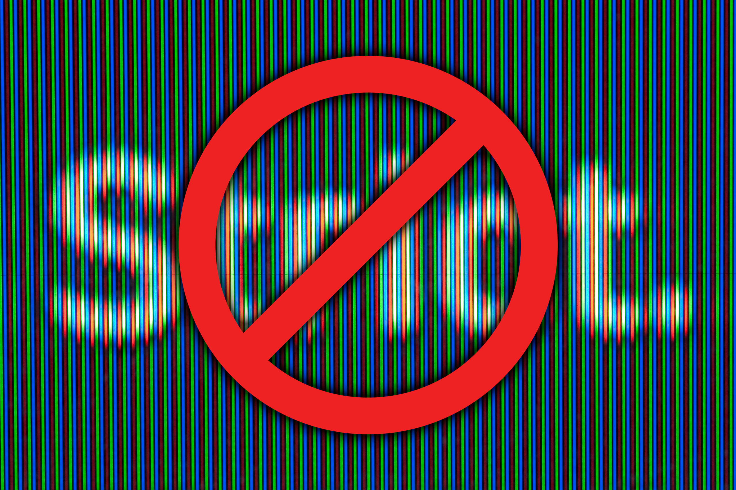 Detailed photo of the word 'Strict.' from the Xbox 360 Network Test which insists that my network setup is restrictive.
