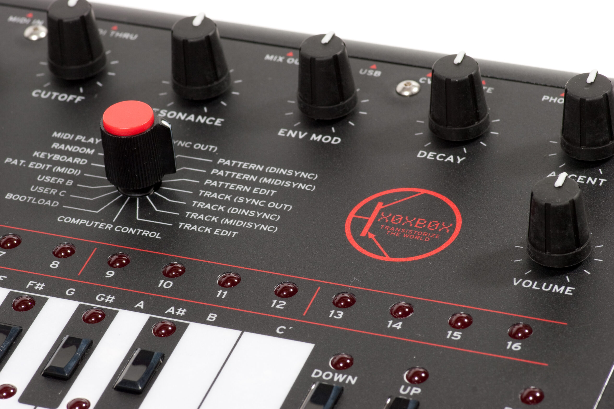 Red topped mode knob along with the logo on the artwork.