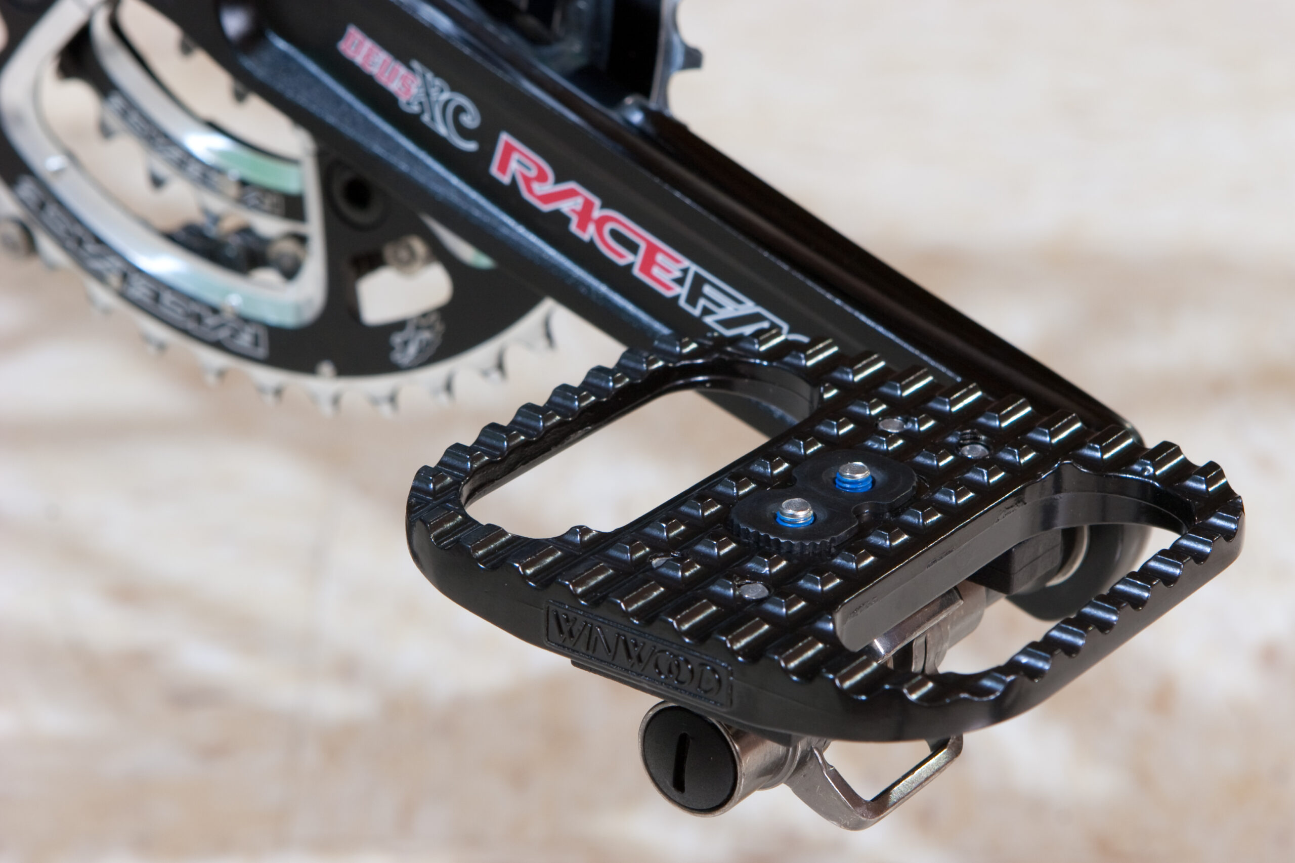 Winwood Decksters platform pedal clipped into the Crank Brothers Eggbeater C pedal on my multi-speed bike. This feels very stable for riding around the neighborhood and to the store.