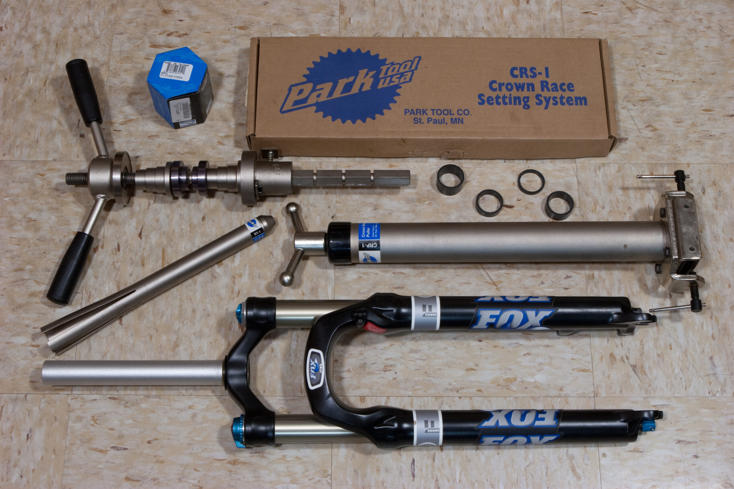 2008 Fox 32 F100 RLC fork, Cane Creek S3 headset, Price Point CF spacers, and borrowed Park tools for fork and headset installation (CRS-1, CRP-1, RT-1, and HHP-2).