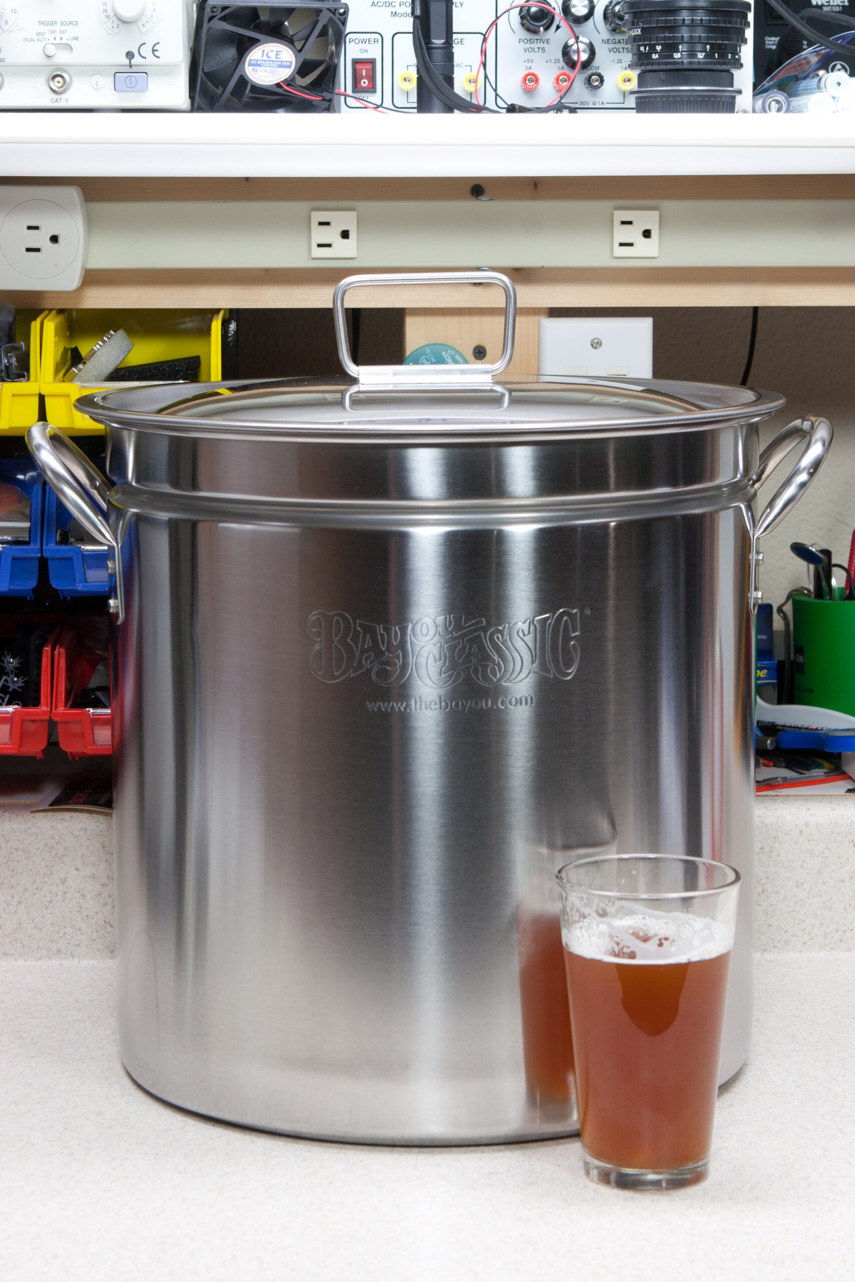 Bayou Classic 36 quart (9 gallon) stainless steel pot for beer brewing.