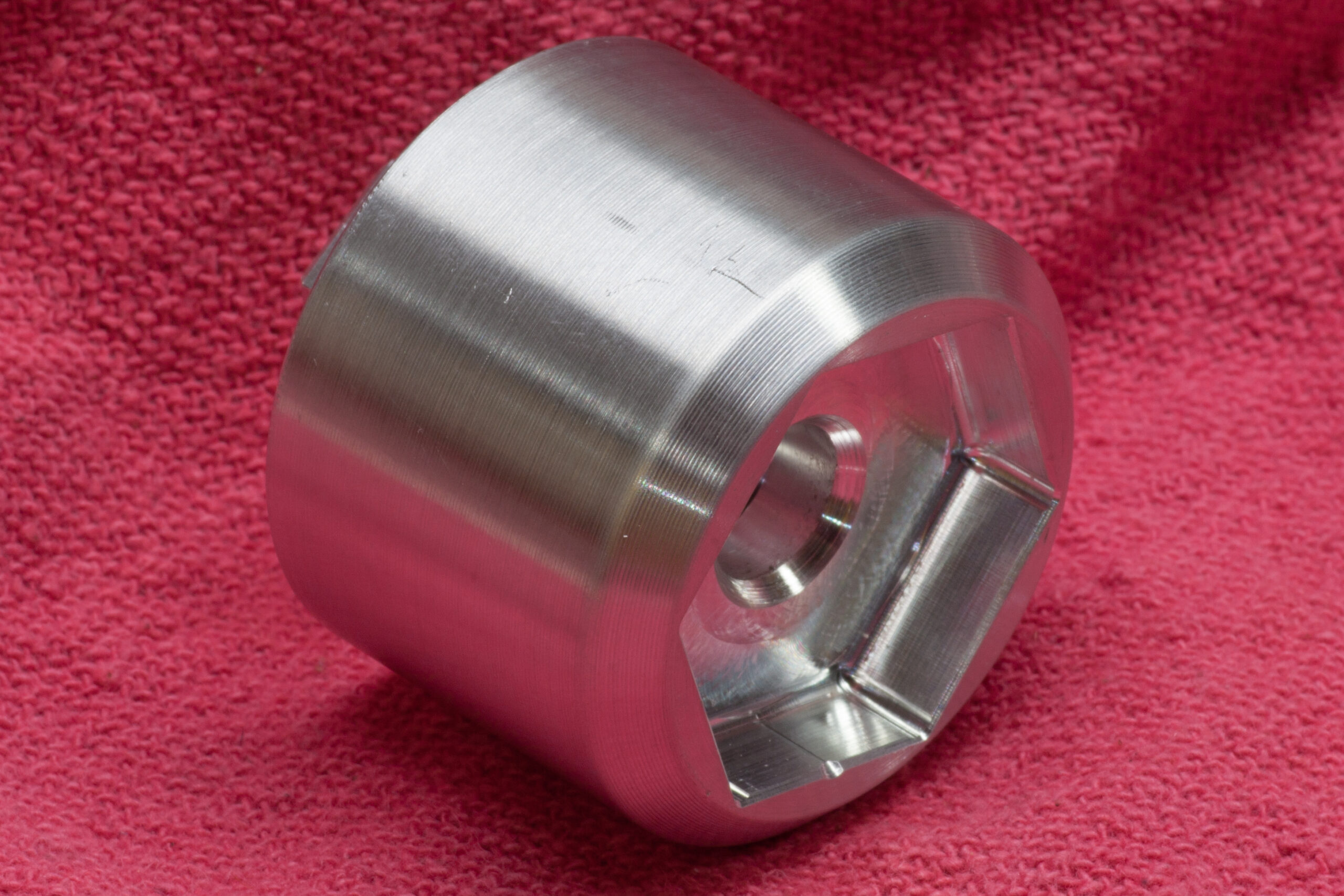 Oblique view showing the nicely machined part.