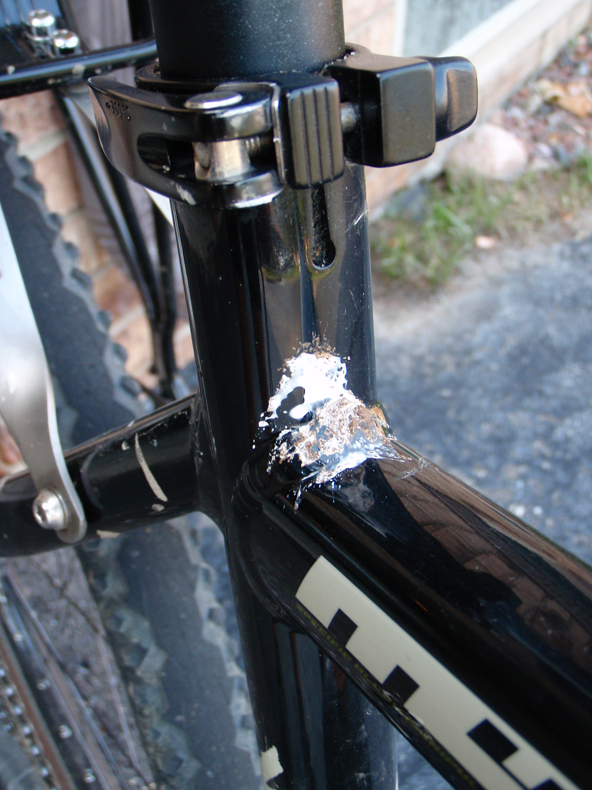 Very lucky bird dropping that fell right between my legs and on to the joint between the top tube and seat tube.