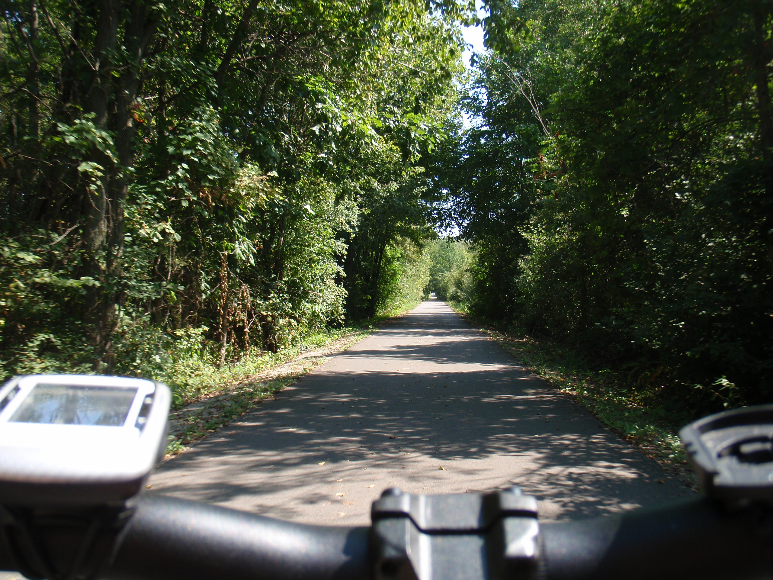 Heading east on the MOT towards my parents house. Nice weather, but a bit sunny and hot.