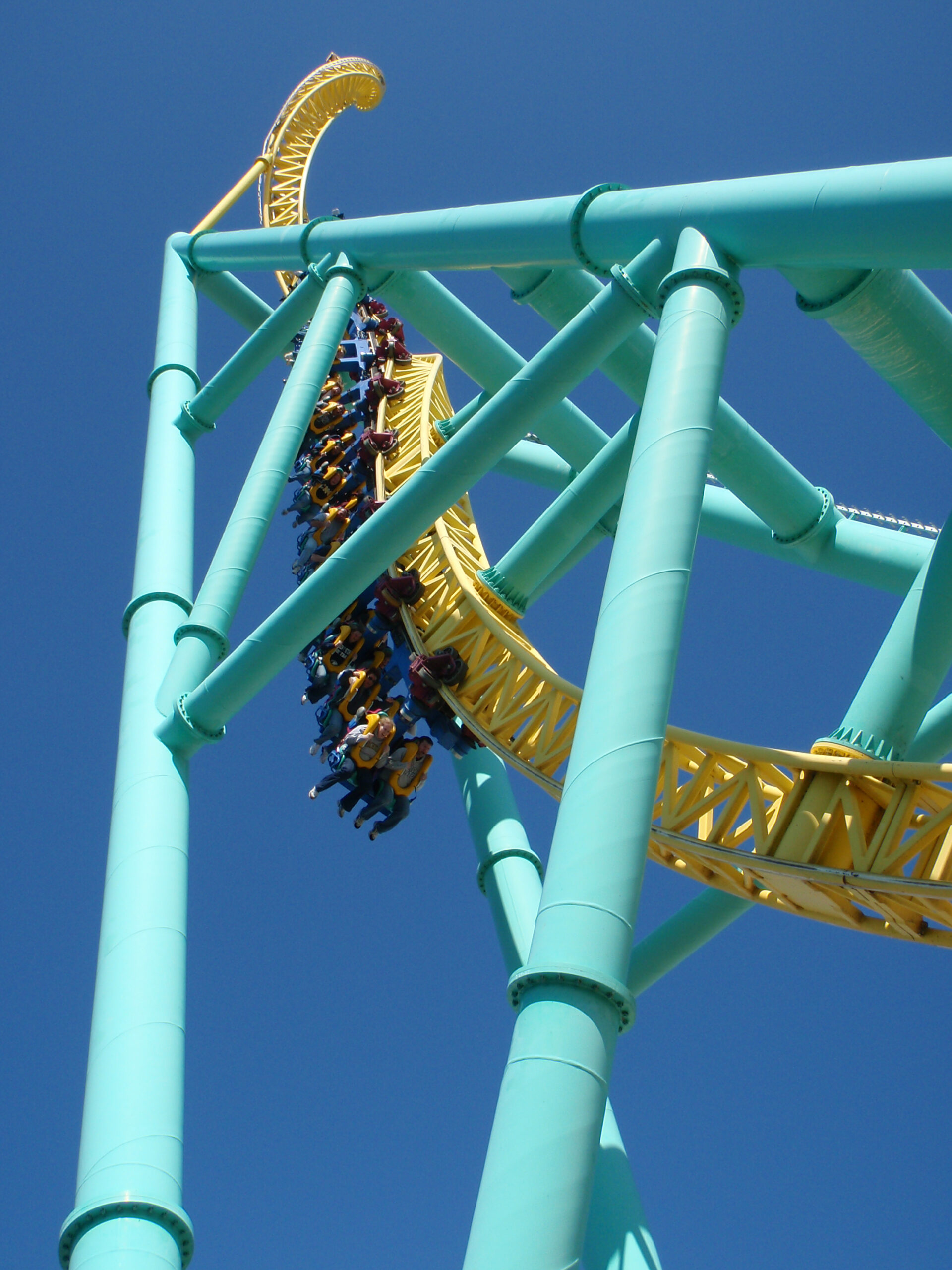 Looking up at Wicked Twister as we waited in line to ride it.